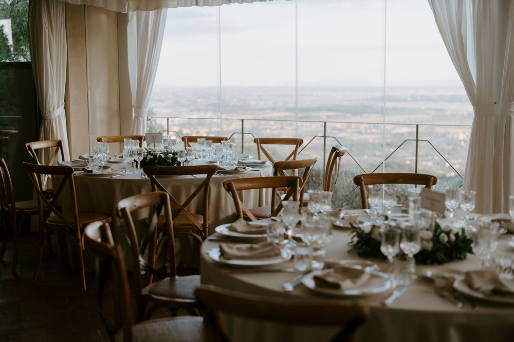A Destination Wedding In The Hidden Tuscany