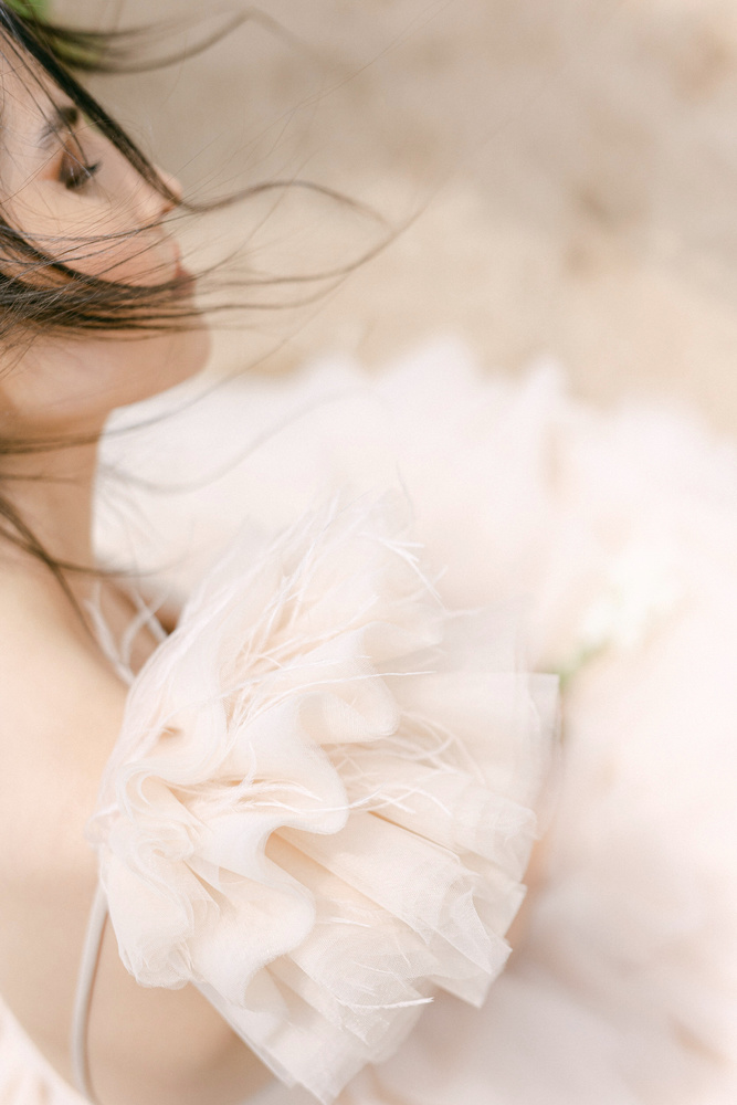 Modern Coastal Elopement In Greece