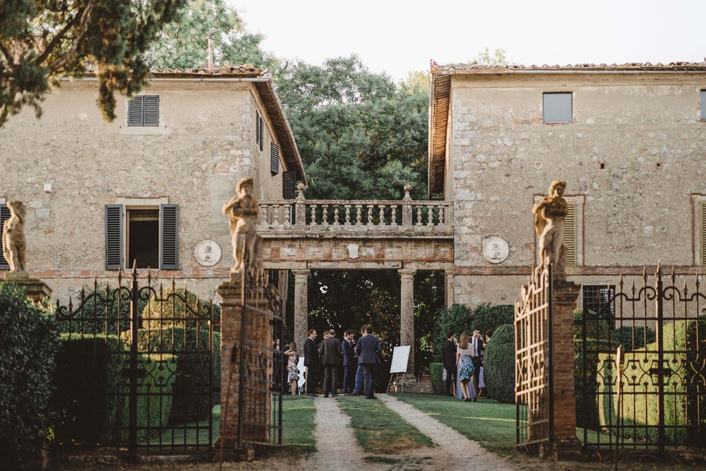 A Renaissance Wedding At Borgo Stomennano, Tuscany