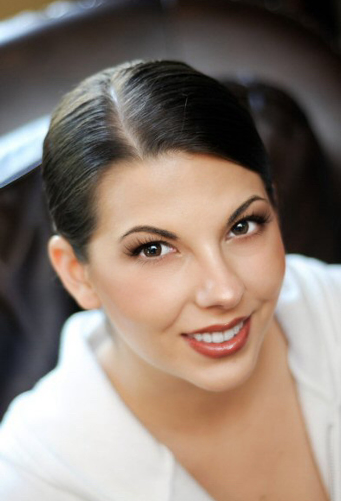 When To Book Your Wedding Day Makeup Artist...