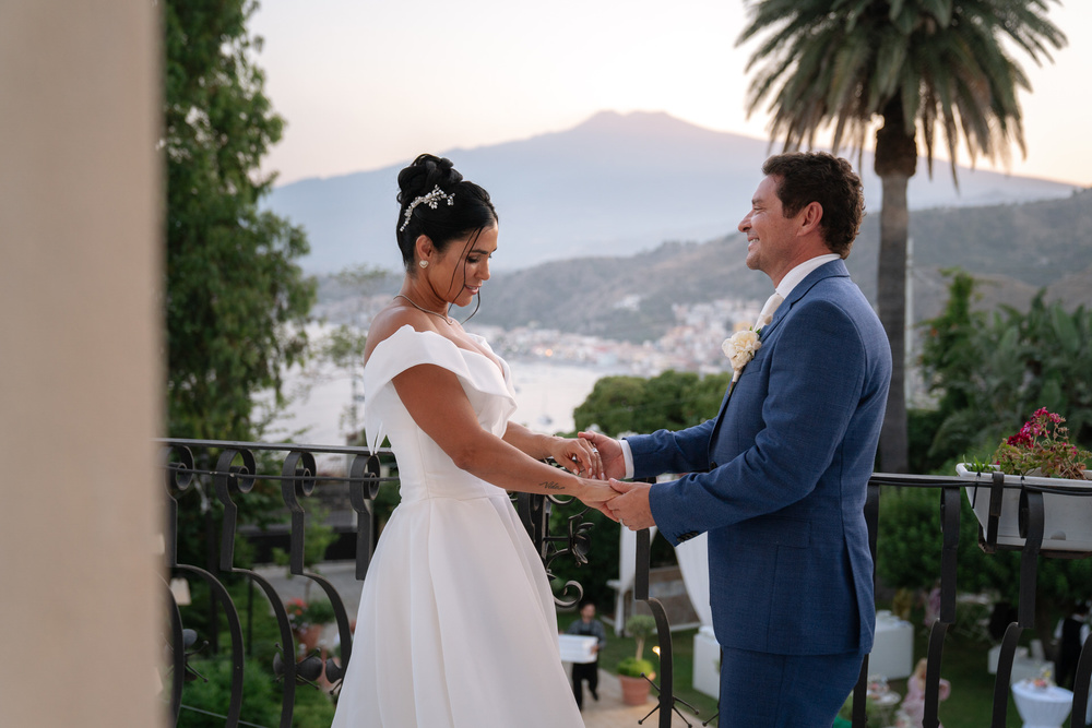 Dolce Vita Themed Weddings Sparkle In Taormina - From Brazil To Sicily A Destination Wedding Dream