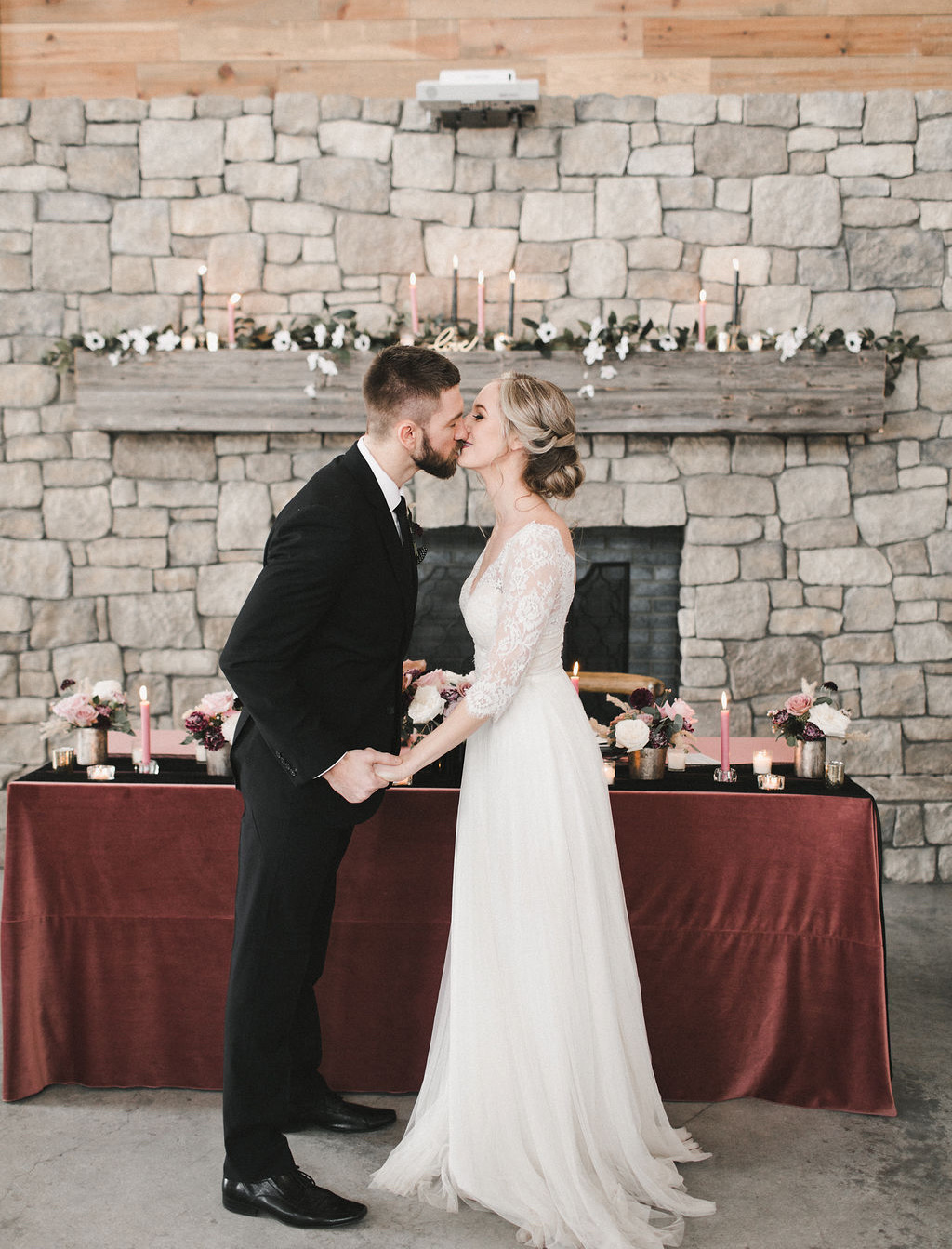 Blushing Romance - A Styled Inspiration Shoot In Winnipeg, Manitoba