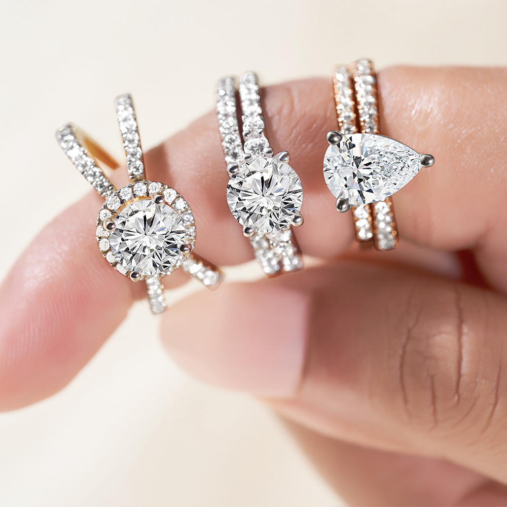 Side Stone Engagement Rings