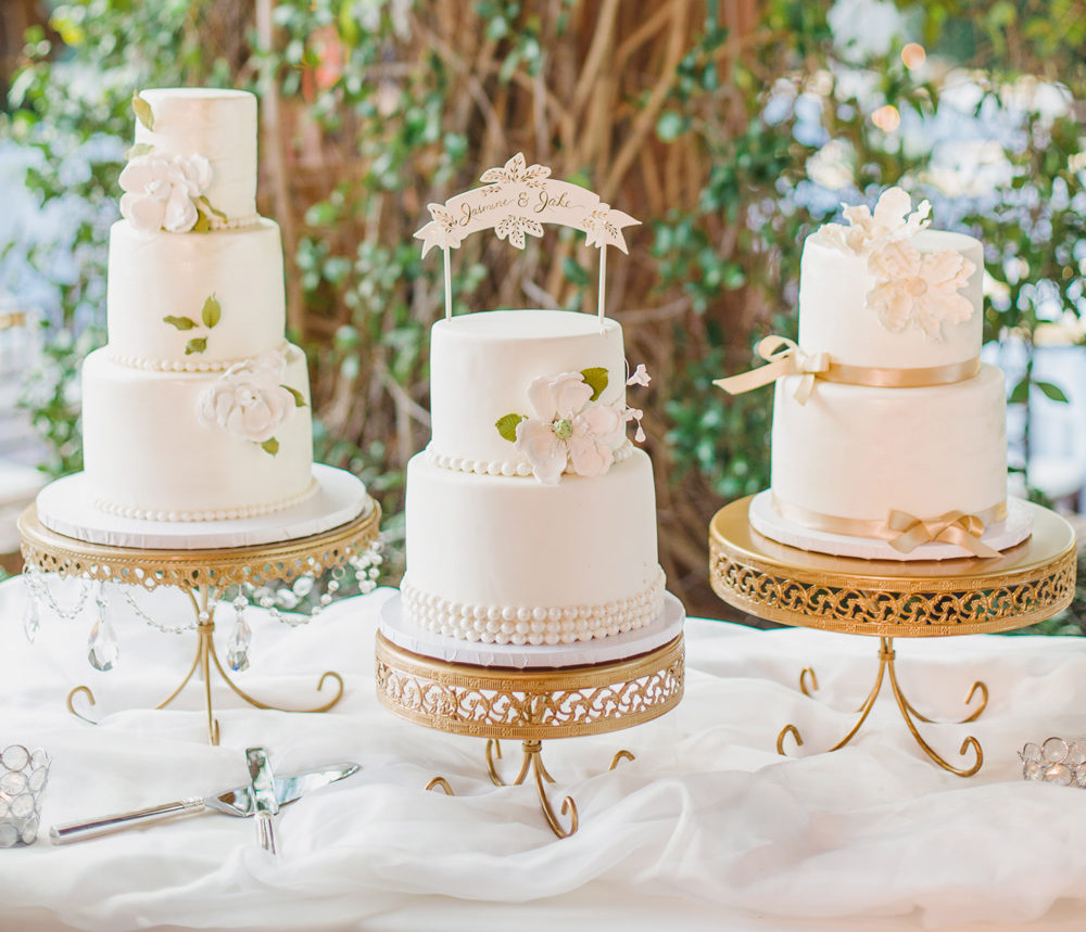 Simple & Elegant Gold Wedding Style