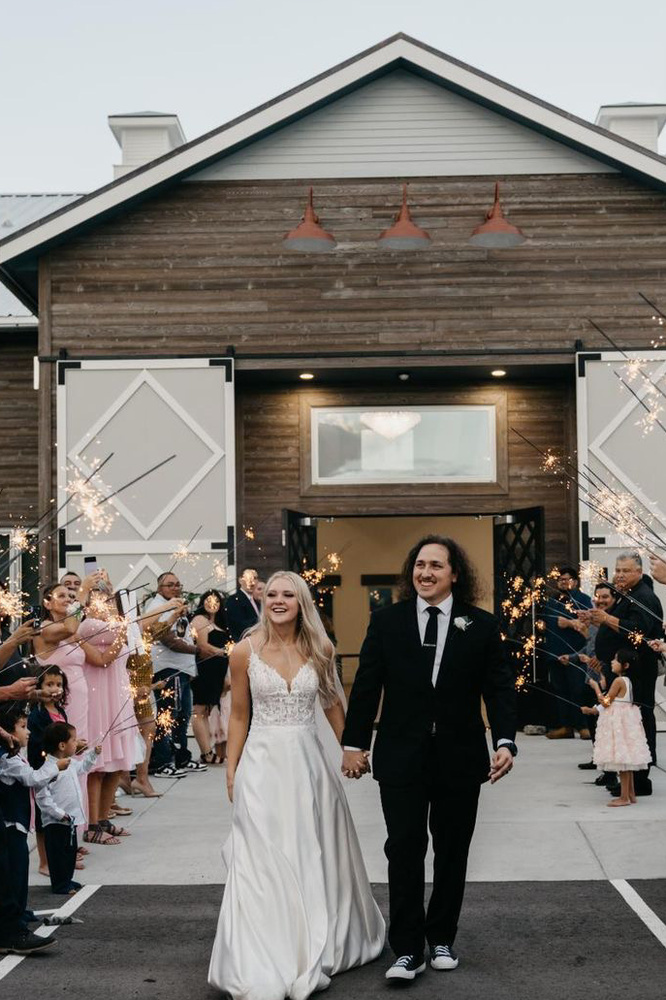 How Long Should Sparklers For A Wedding Sendoff Be