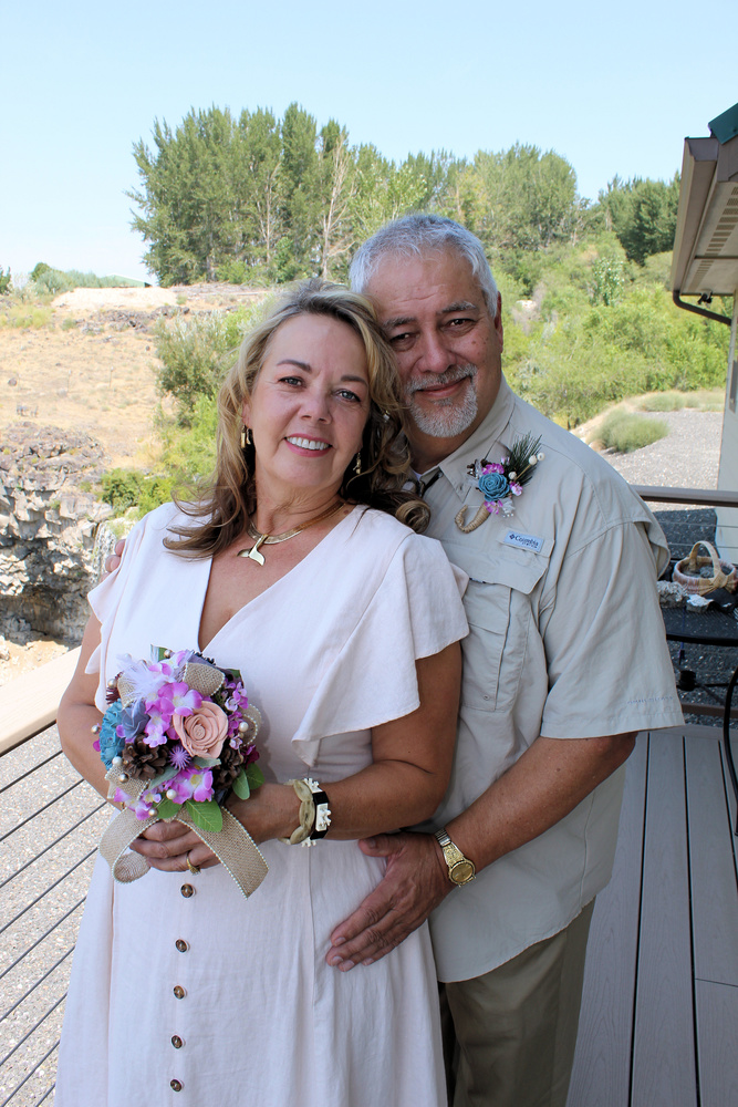 Rural Hill Top Wedding Melba Idaho