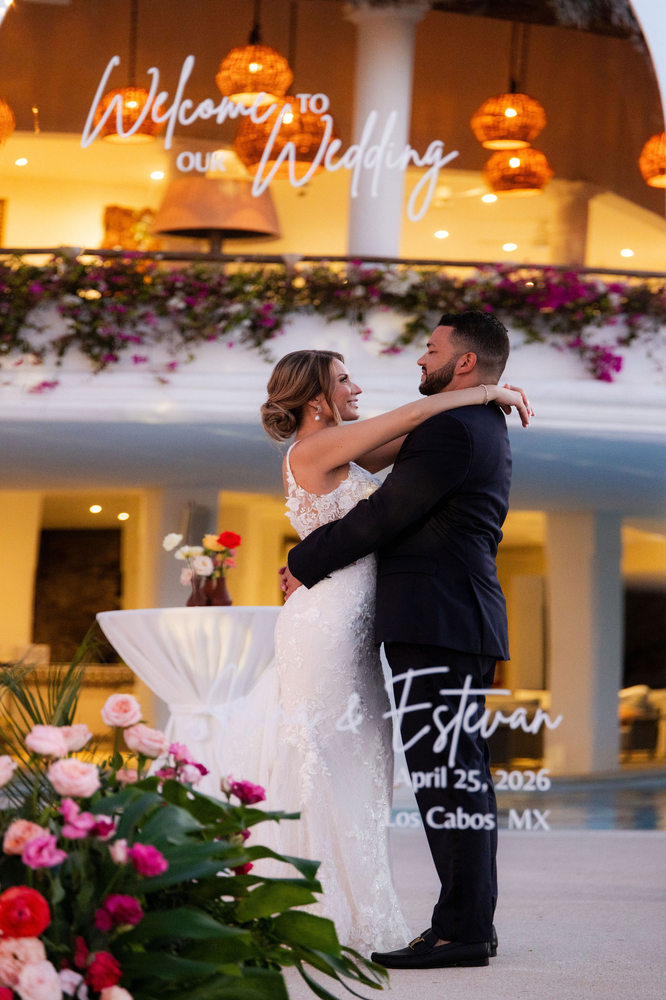 Colourful And Chic Wedding Of Irina And Estevan In Los Cabos, Mexico