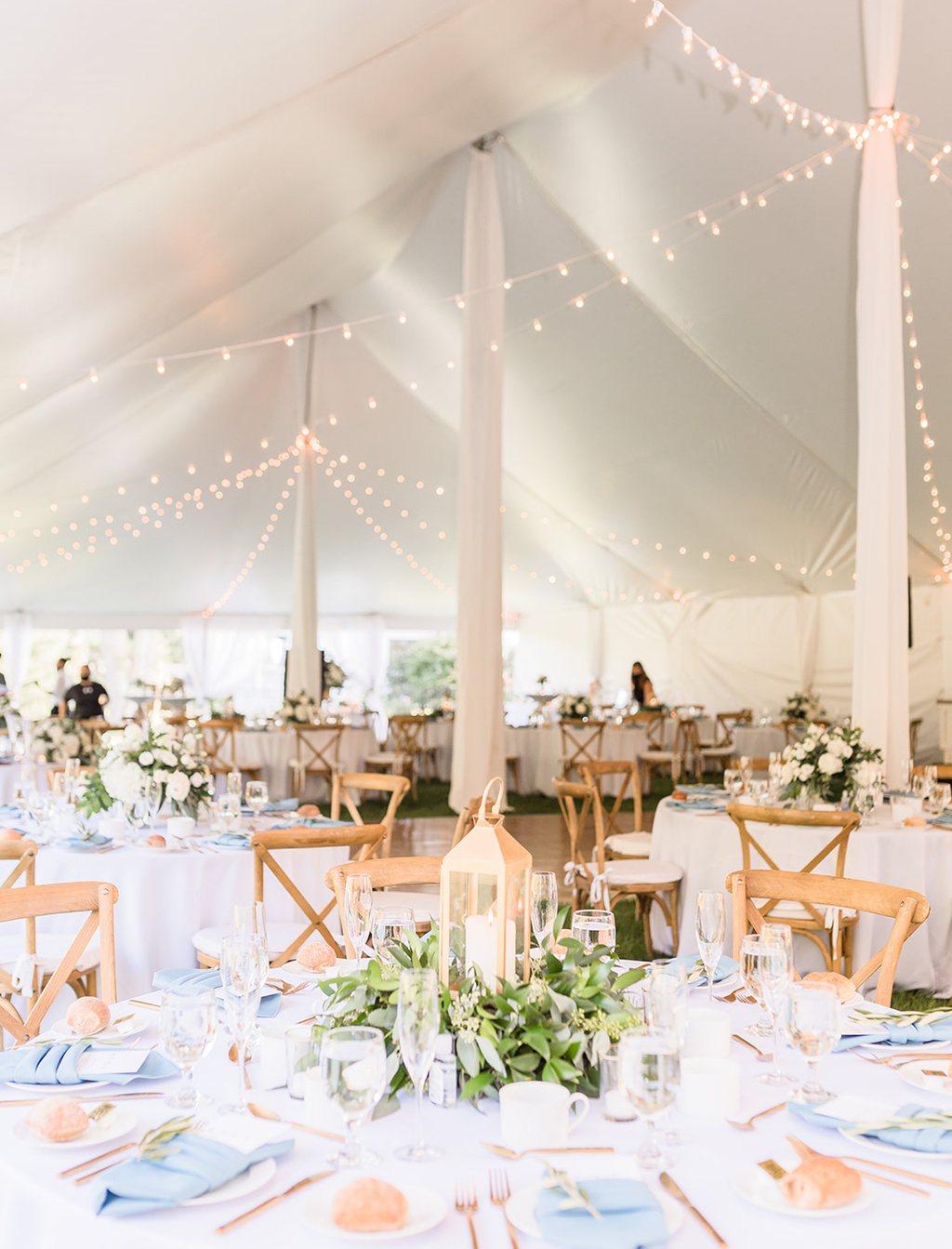 This Couple Pulled Off Pivoting Their Aruba Beach Wedding To An Elegant Backyard Wedding In Just Four Weeks