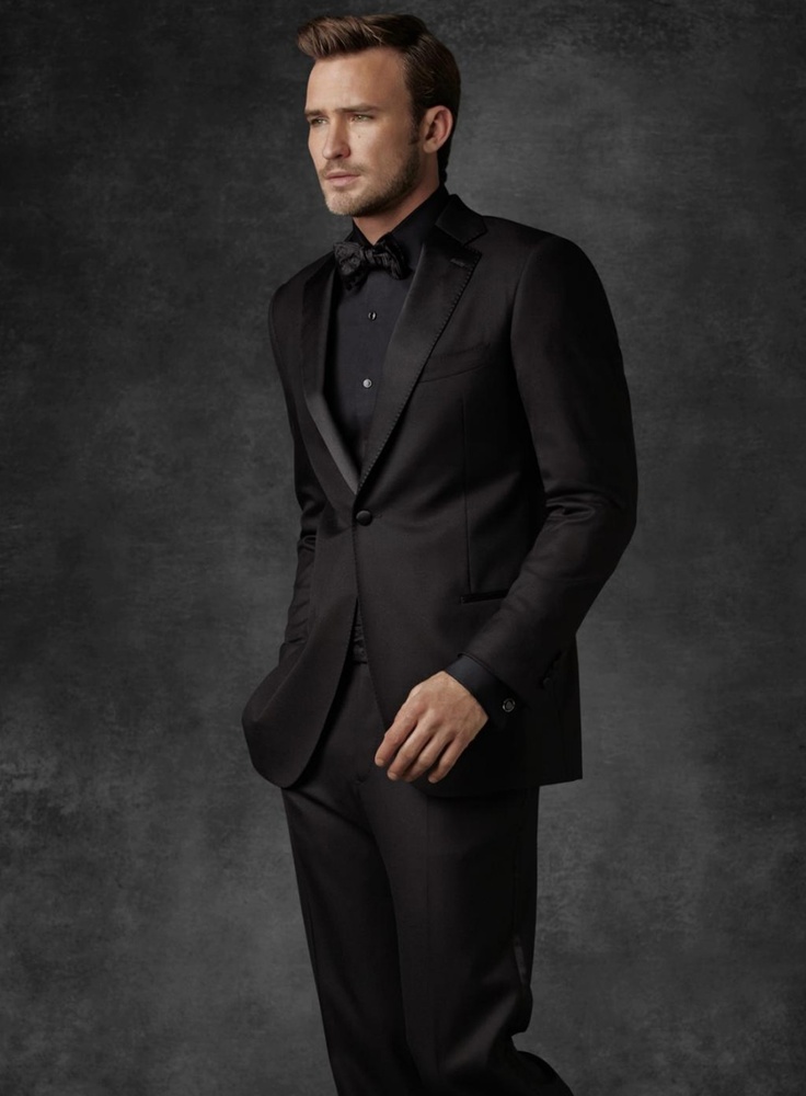 Looks For The Groom & His Men