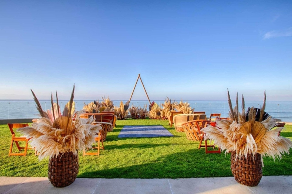 10 Amazing Destination Wedding Packages Under $20,000