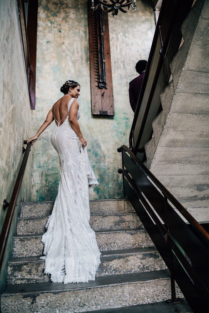 5 Lace Wedding Dresses You Can Try On At Home!