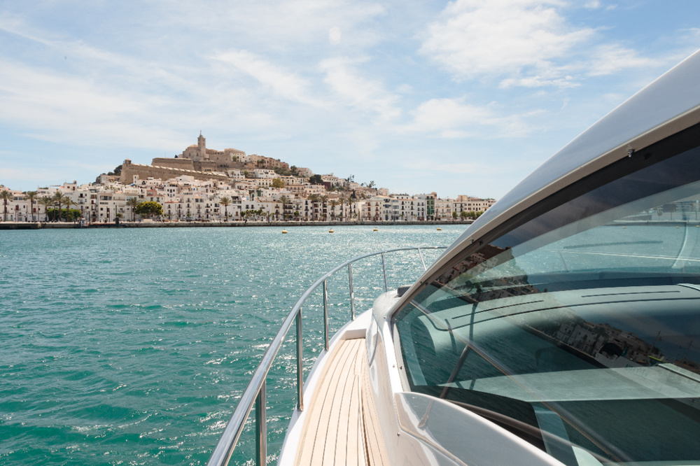 Glam Yacht Ibiza Elopement