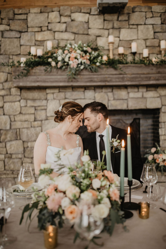 Classic But Chic Spring Wedding At Hawthorn Estates