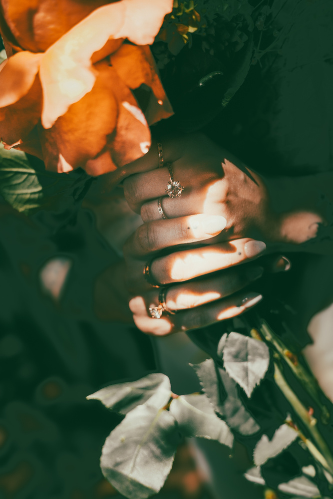 The Beauty Of Rare High Karat Gold: A Glimpse Into 18k Grey Gold And 18k Pink Gold