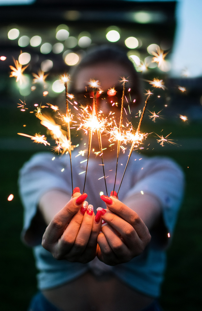 How Long Should Sparklers For A Wedding Sendoff Be