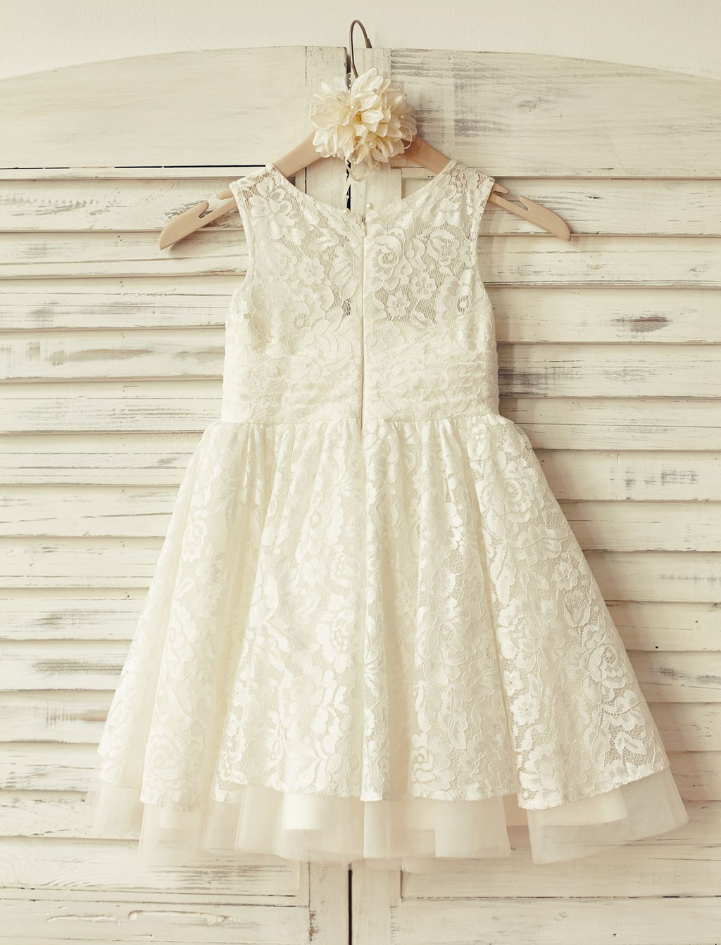 Bohemian Wedding? Get Inspired By These Flower Girl Bohemian Looks