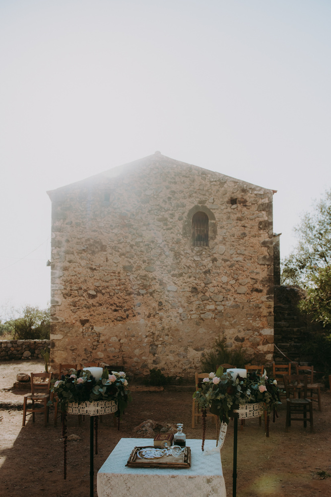 Opulent Theatrical Wedding In Greece