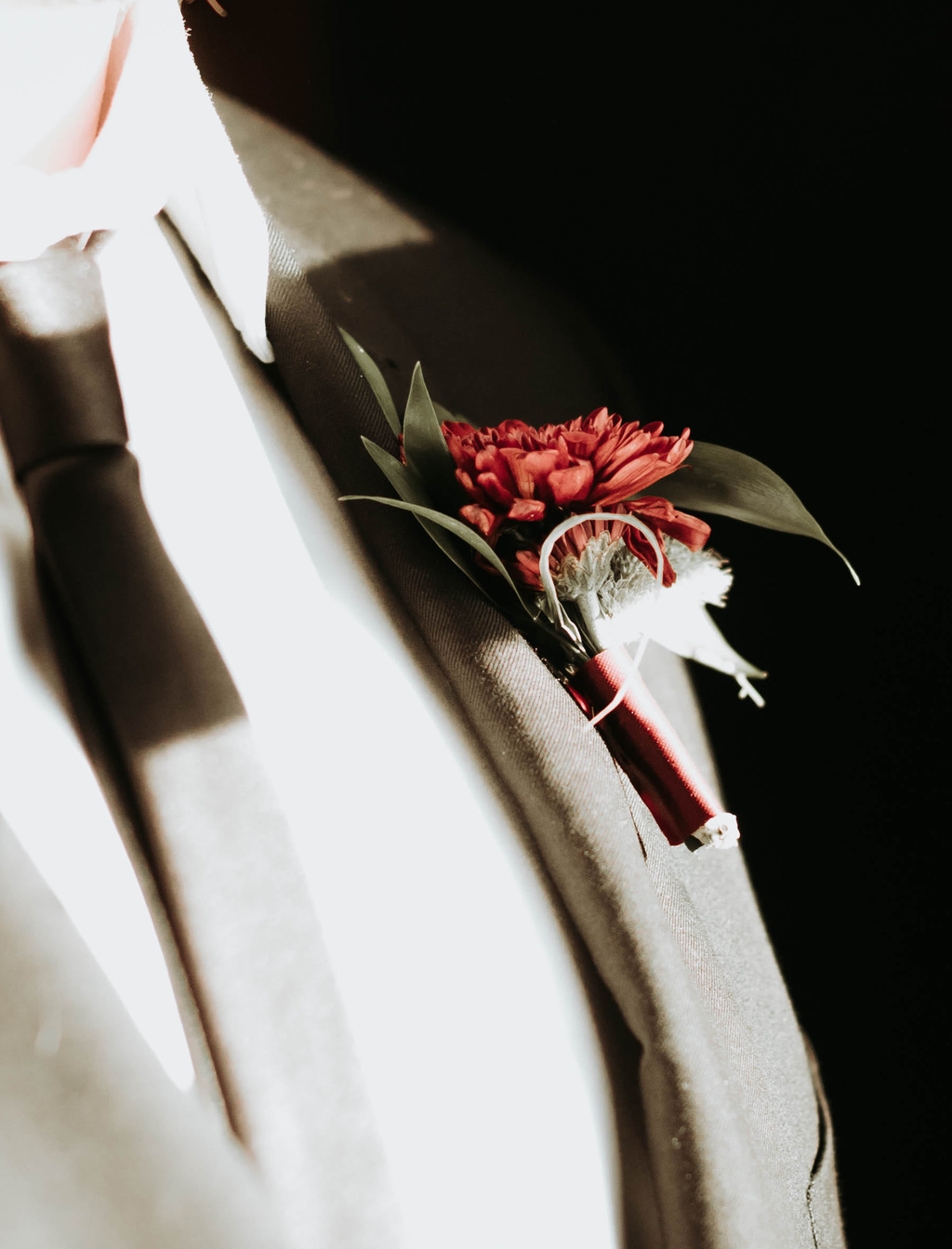 Autumn Elopement At The Grand Lady Austin