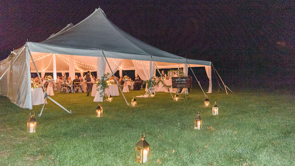 This Couple Pulled Off Pivoting Their Aruba Beach Wedding To An Elegant Backyard Wedding In Just Four Weeks