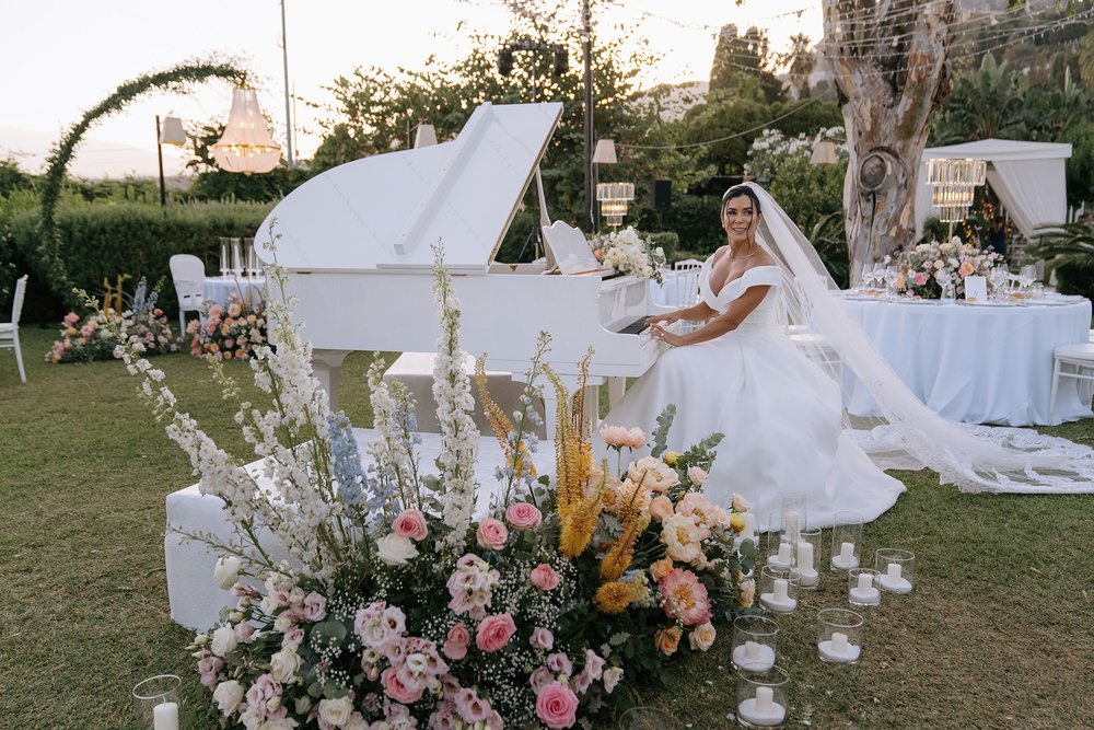 Dolce Vita Themed Weddings Sparkle In Taormina - From Brazil To Sicily A Destination Wedding Dream