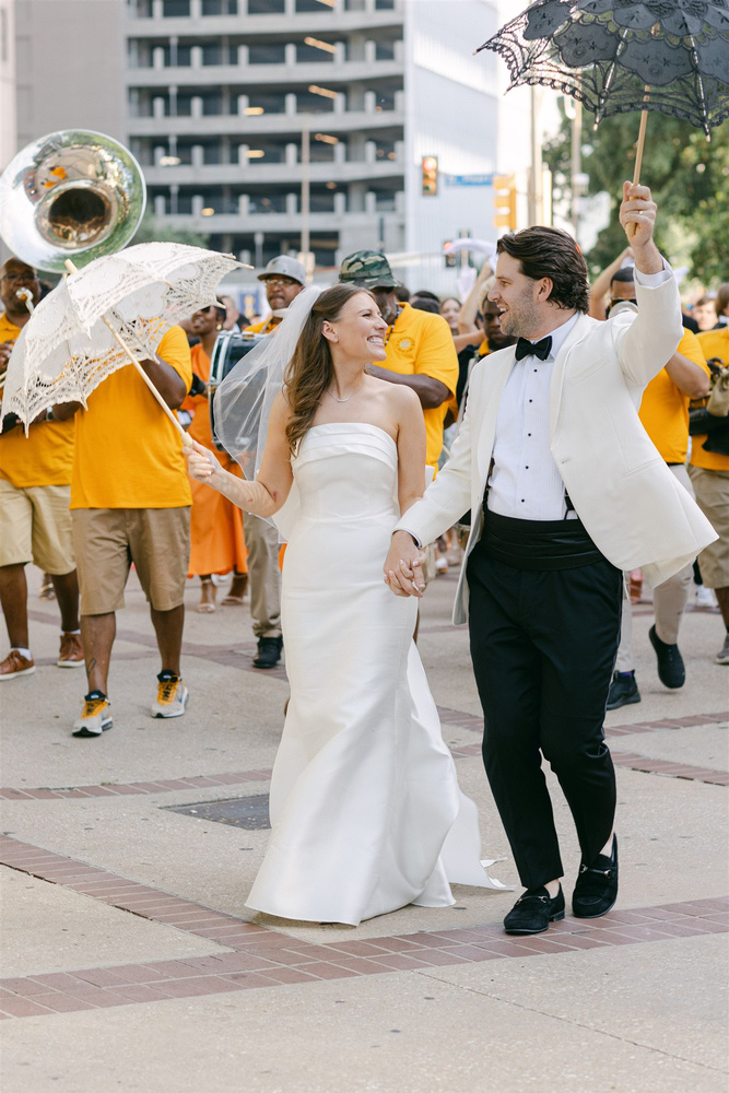 The Artisan Dallas Wedding | Maggie And Jeff