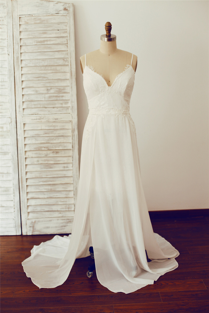 10 Stunning Bohemian Wedding Dresses Under $250