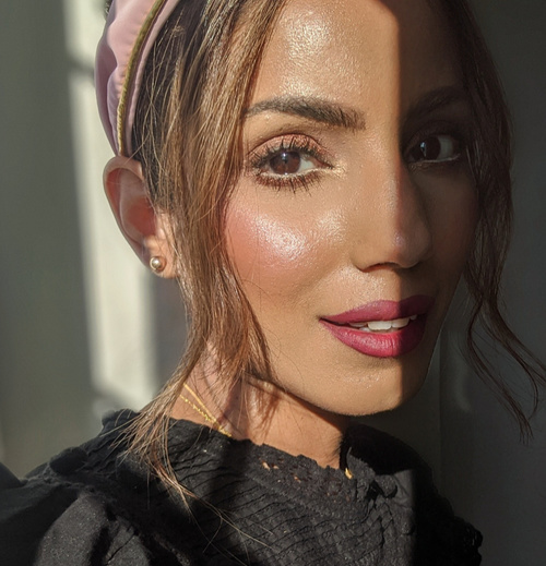 Should You Be Bronzing Or Contouring?