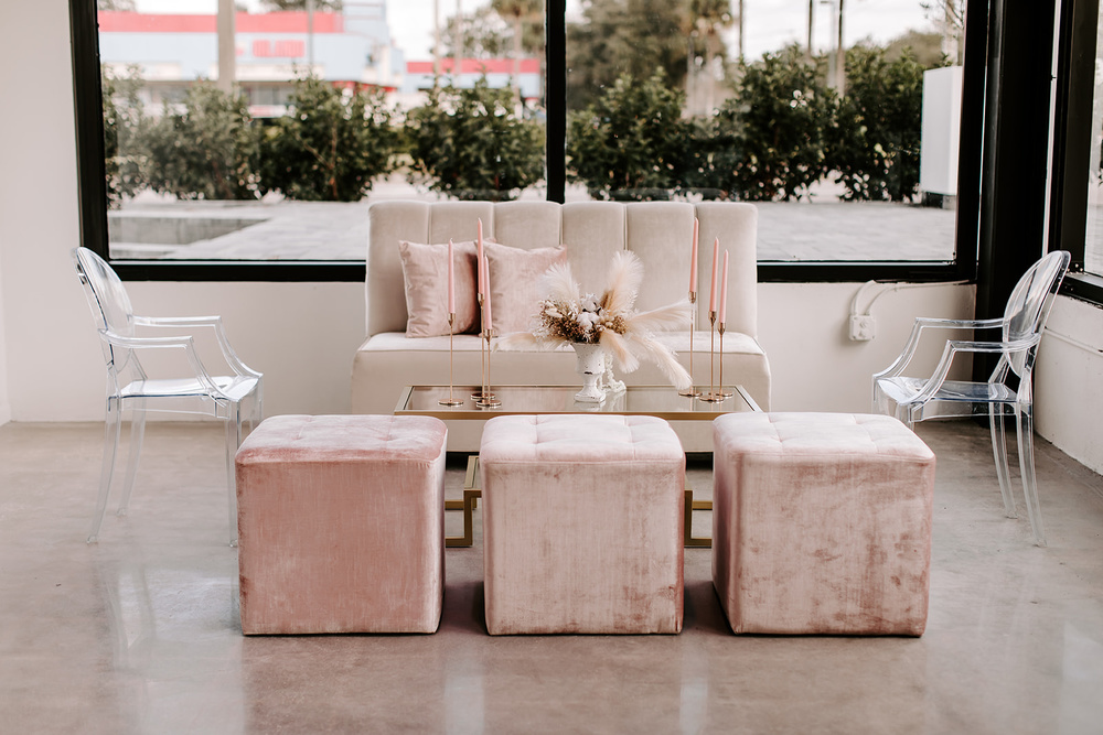 Bold Amour: Pink Wedding Inspiration At Canvas Event Venue