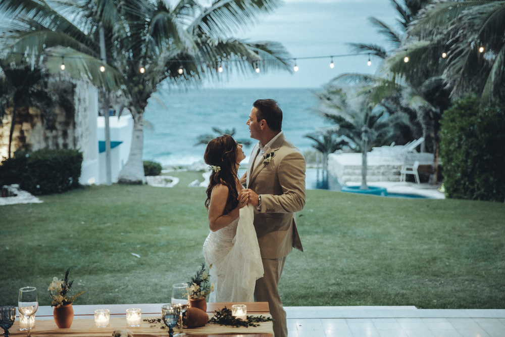 A Blue Ocean Intimate Elopement At Isla Mujeres
