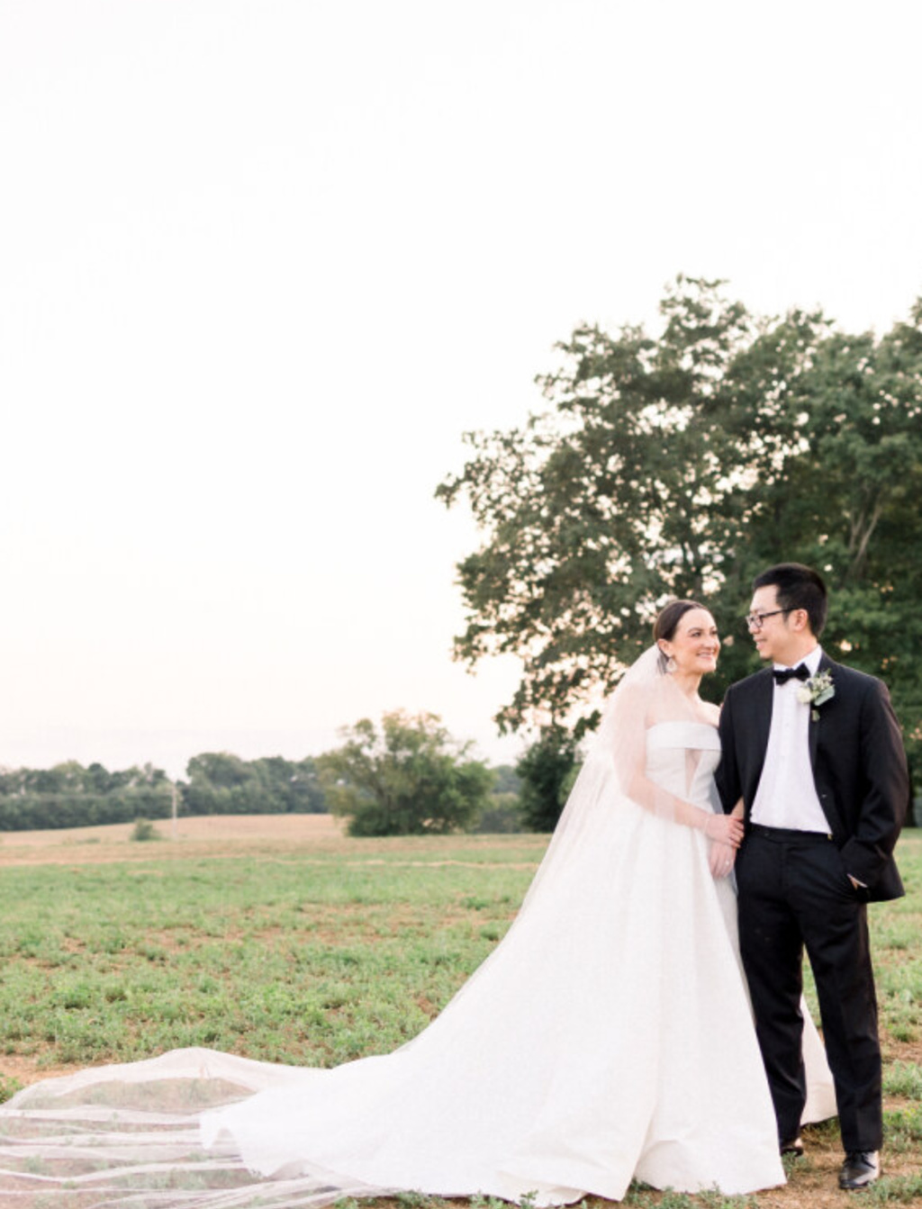 A Modern + Elegant Wedding At The Silo