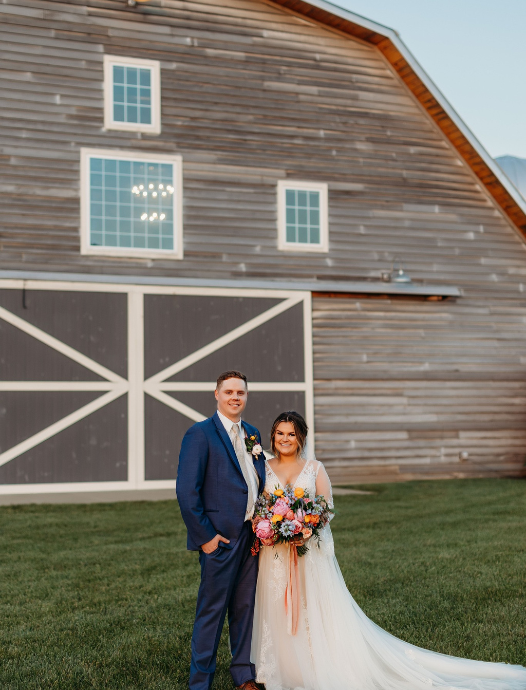 A Colorful Kentucky Farm Wedding