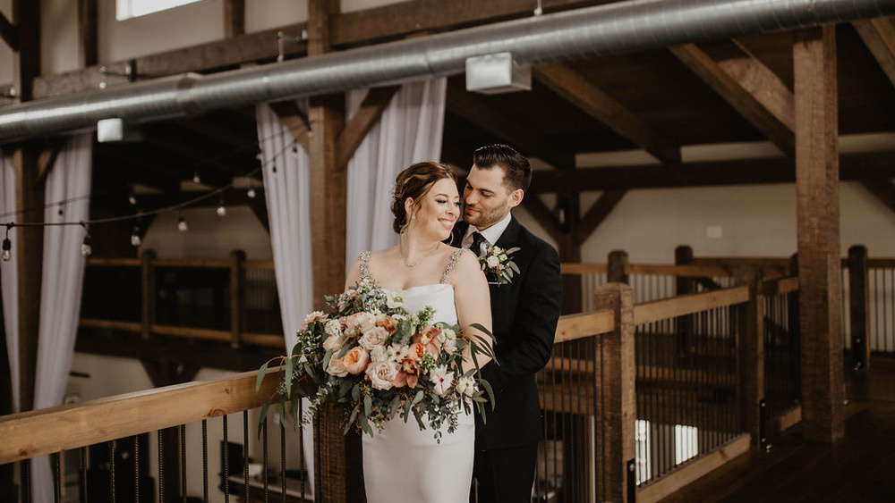 Classic But Chic Spring Wedding At Hawthorn Estates