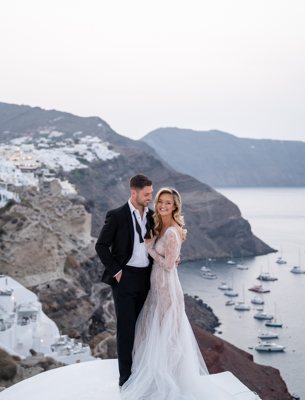 A Luxury 3 Day Santorini Wedding