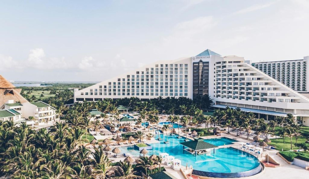 10 Amazing Destination Wedding Packages Under $20,000