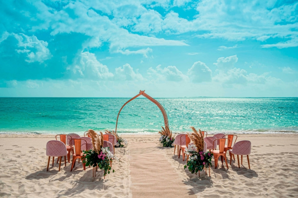 10 Amazing Destination Wedding Packages Under $20,000