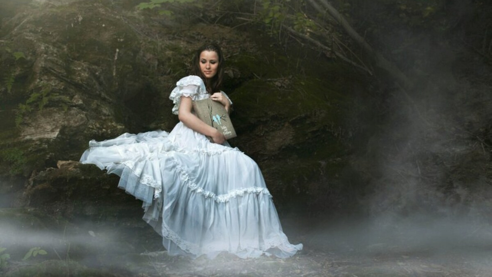 Never Forget The Joy Of A Real Photo Album!