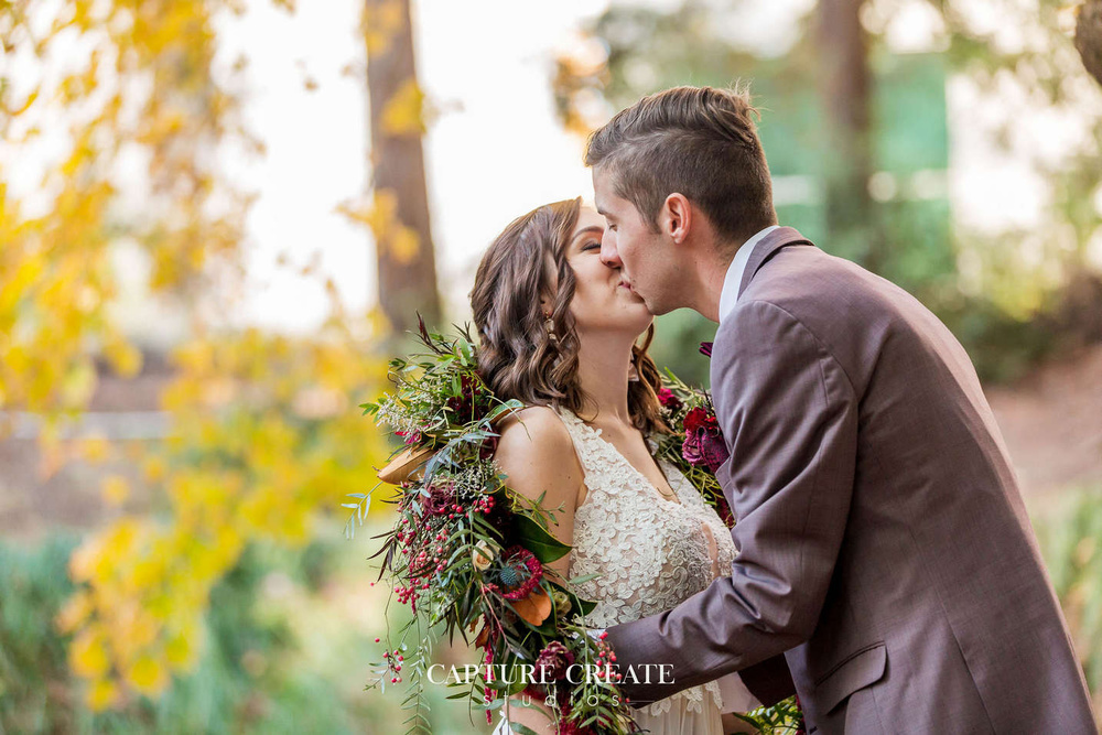 How To Plan A Vintage Boho Wedding