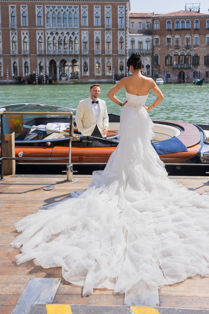 Riva Boat And Venice For An Honeymoon At The Gritti Palace