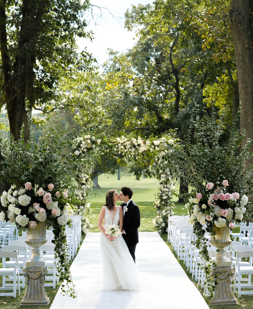 A White Flower Wedding Is A Classic And Elegant Choice For Couples Who Want A Timeless And Sophisticated Theme For Their Special Day