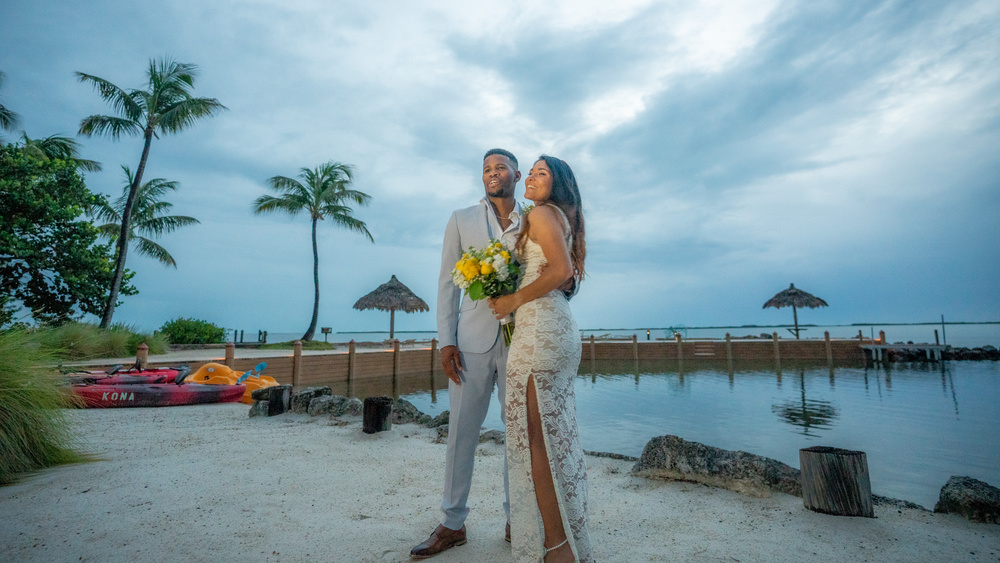 Wow! Elopement Kona Kai