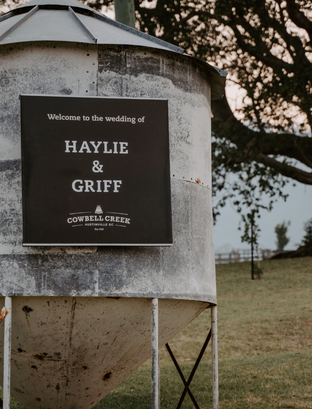 Australian Micro-wedding In The Hinterland Countryside