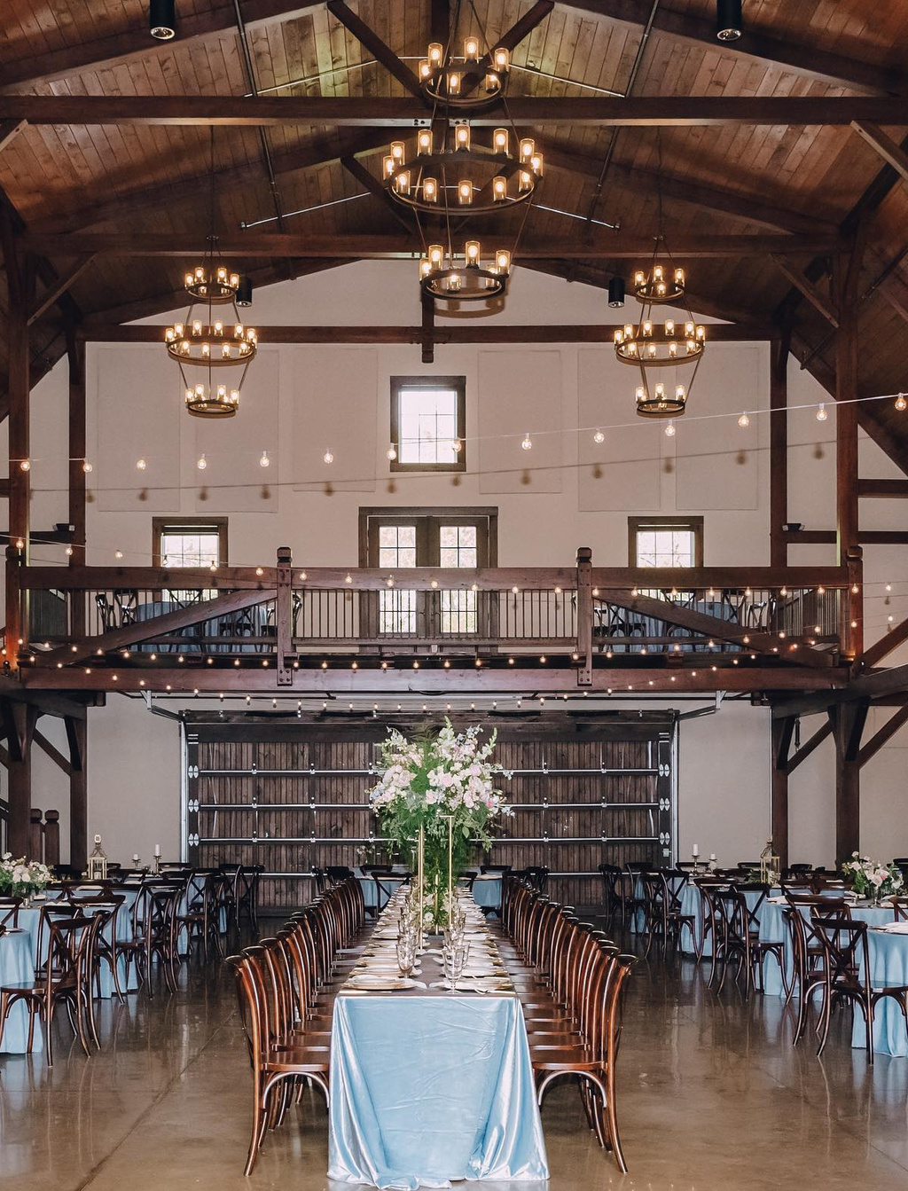 A Fun Floral Wedding In The Bluegrass