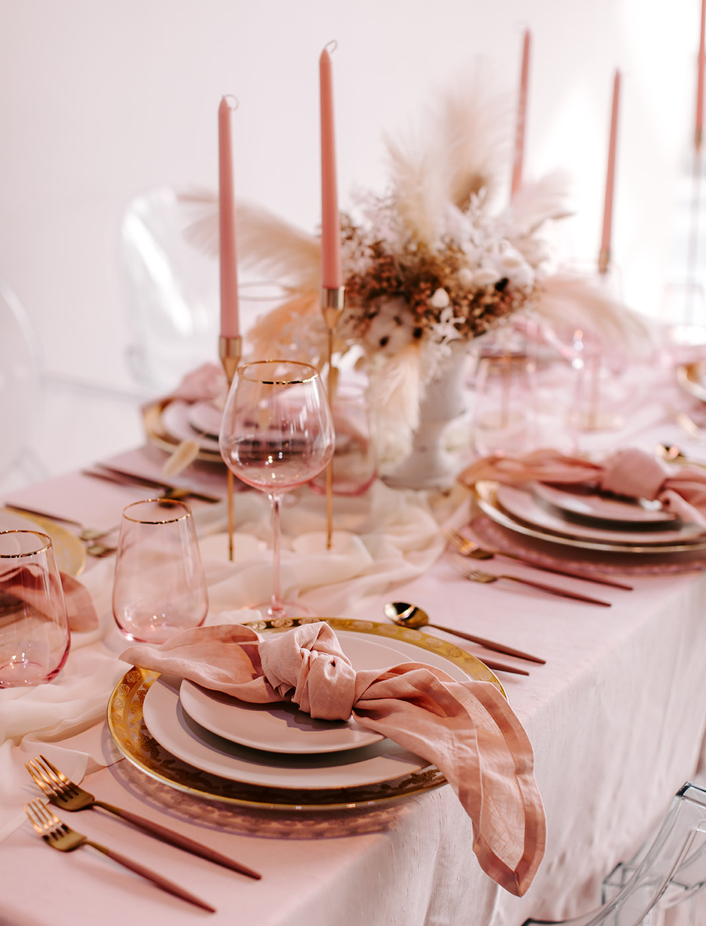 Bold Amour: Pink Wedding Inspiration At Canvas Event Venue