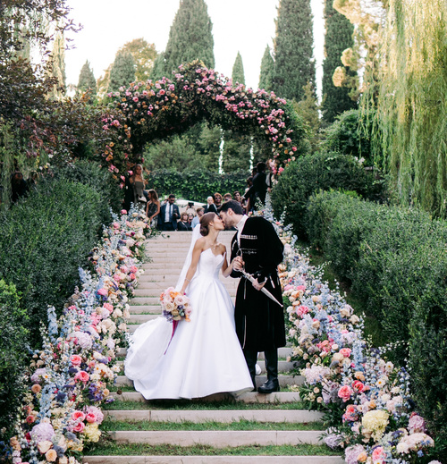 Lisa & Luka Super Romantic Wedding In Verona