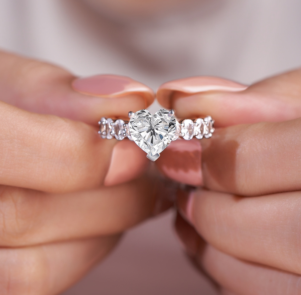 Side Stone Engagement Rings