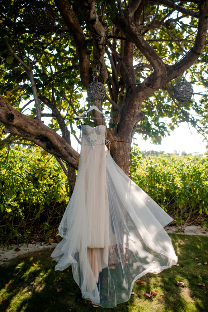 Jewish Couple Delight Us With A Mexican Style Wedding