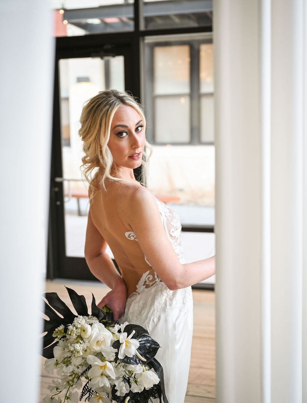 7 Quick Tips For A Made-to-measure Wedding Dress