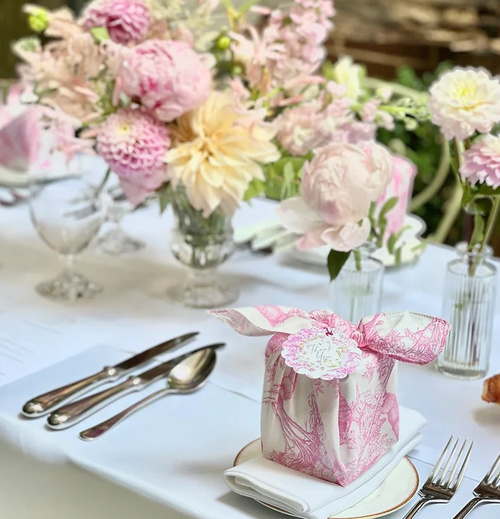 Wedding Welcome Gifts & Favors That Leave A Lasting Impression From Kadoo