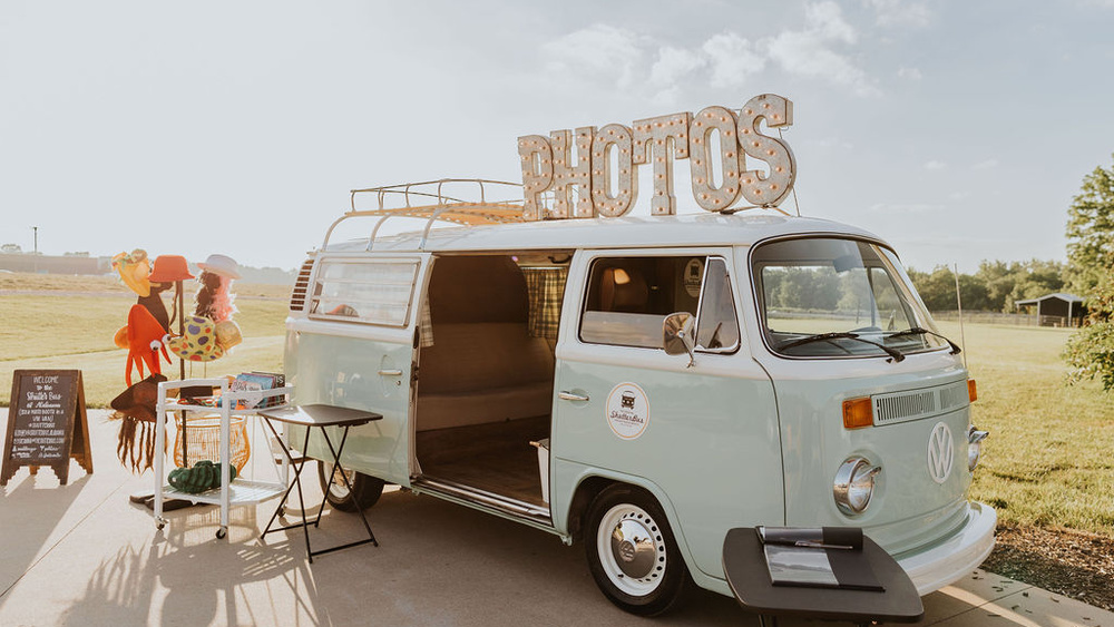 A Colorful Kentucky Farm Wedding