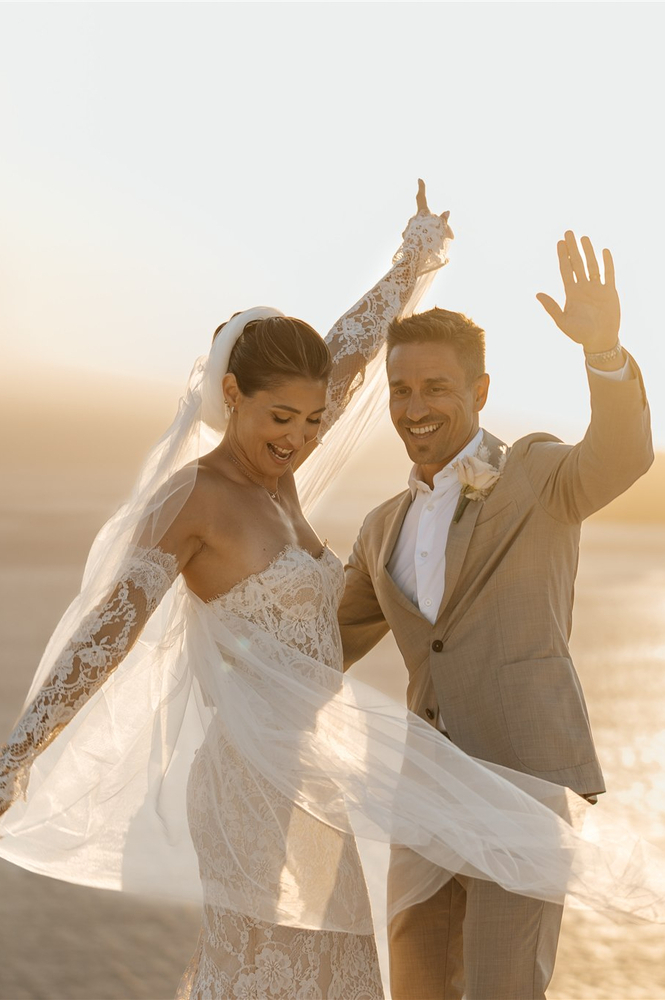 Italian Finesse At El Viento Santorini